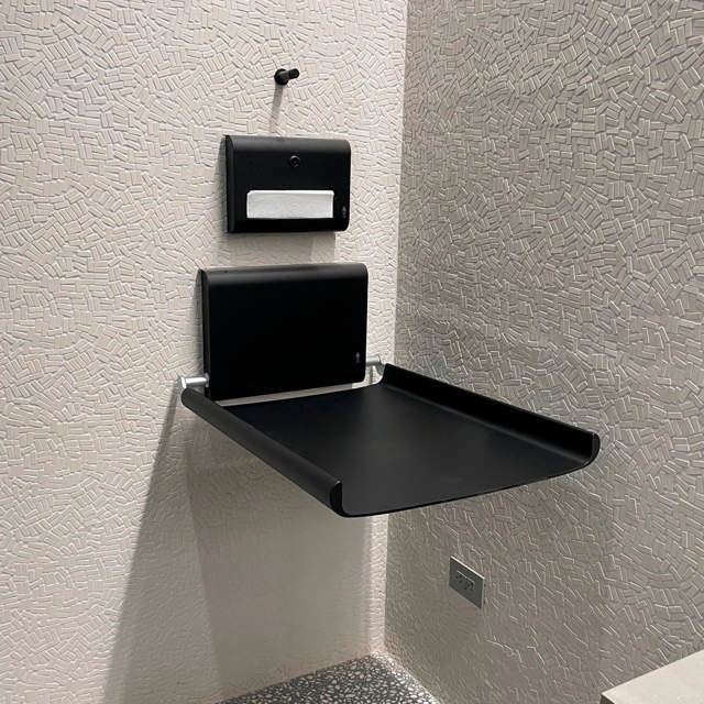 Papirdispenser til BJÖRK puslebord, hvid