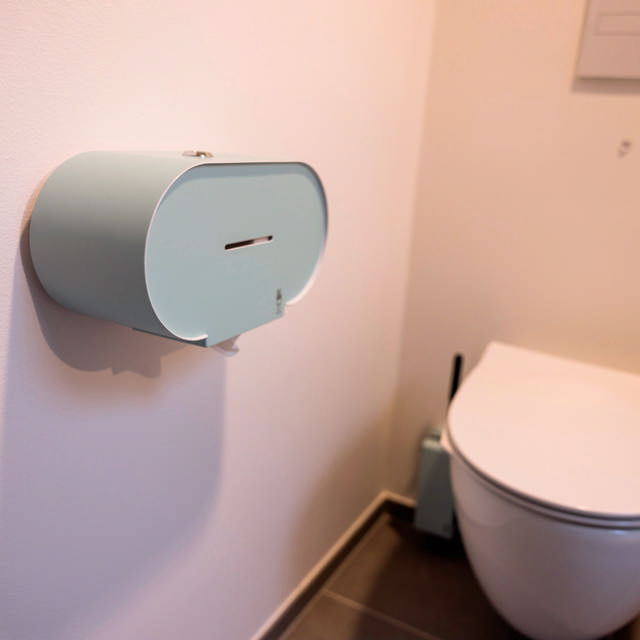 BJÖRK toiletpapirholder til 2 standardruller